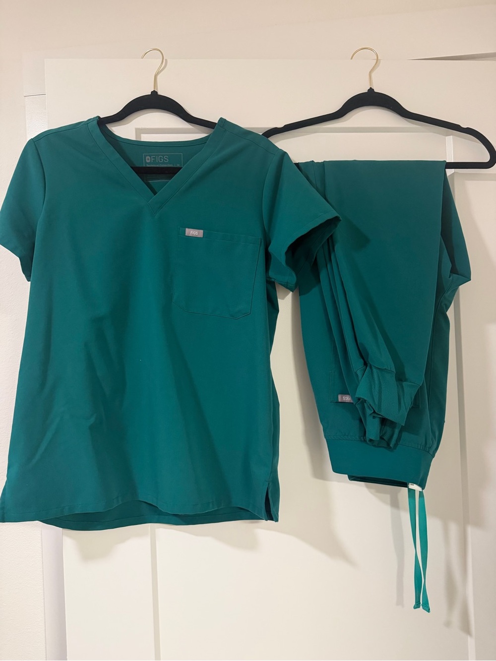 FIGS Kids Teal Scrub-Style Pajama Set